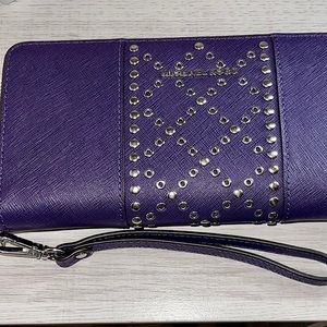 Michael kors wallet✨